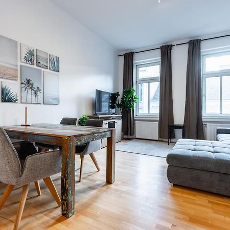 Cozy Apartment Steps Away From Subway Station Vienna Luaran gambar